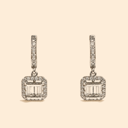Дамски златни висящи обеци 14К с бели камъни Emerald Cut и ореол 3.76 гр.
